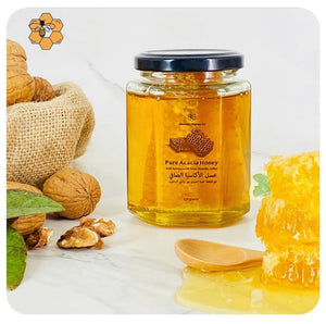 Acacia Honey with Honeycomb